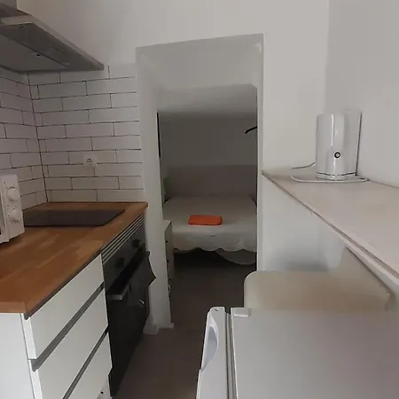 Cozy Flat Downtown Intendente And Graca 6 * Лиссабон